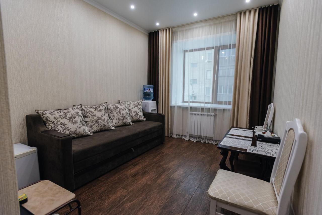 Altyn Adam Hotel Petropavlovsk Exterior photo